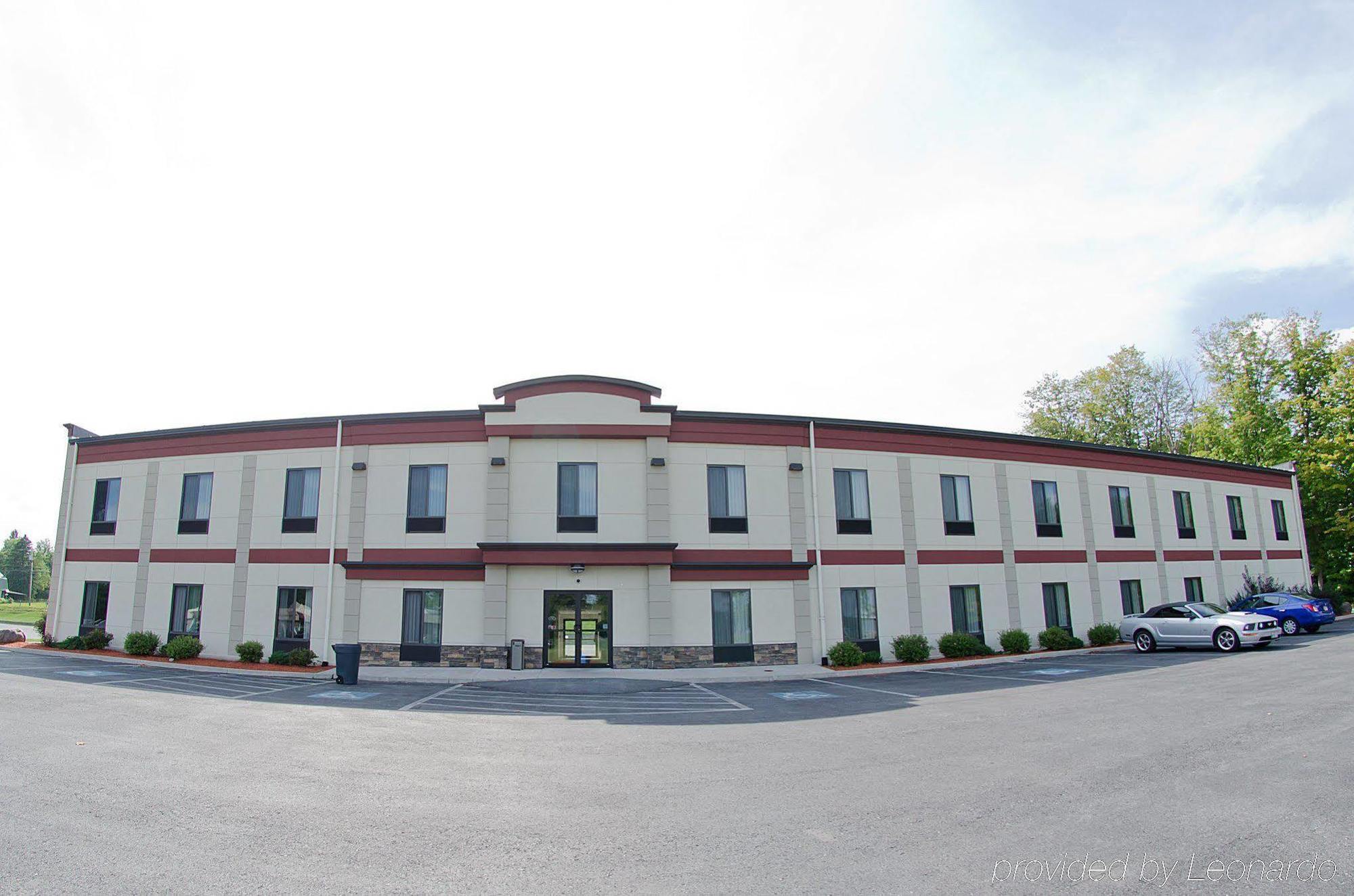 Pleasant Night Inn- Carthage Ny Exterior photo